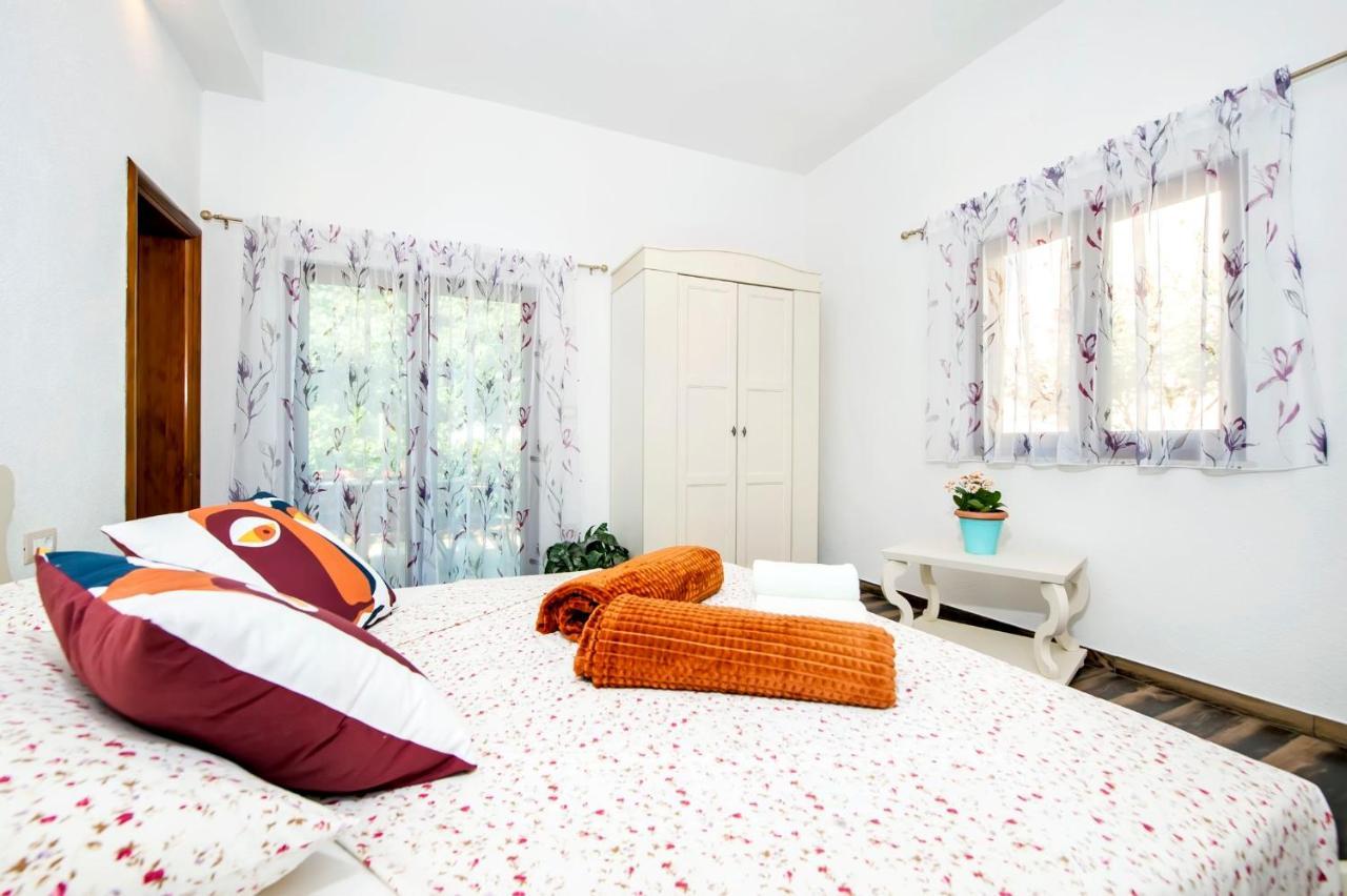 Apartments Karmen Ровинь Экстерьер фото