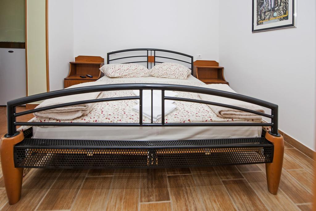 Apartments Karmen Ровинь Экстерьер фото