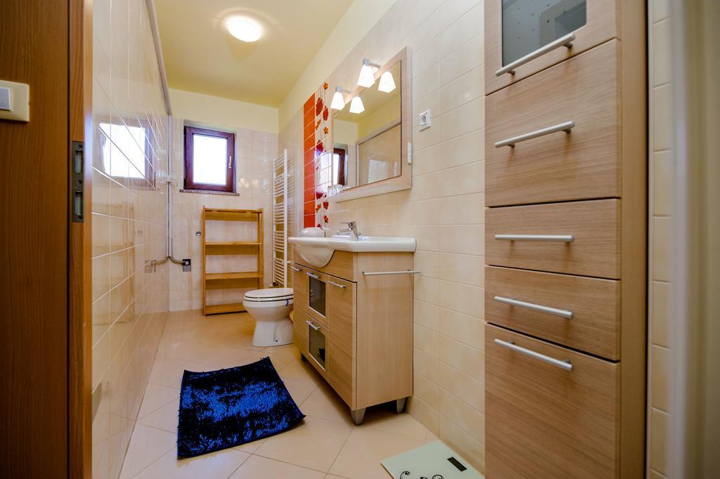 Apartments Karmen Ровинь Экстерьер фото